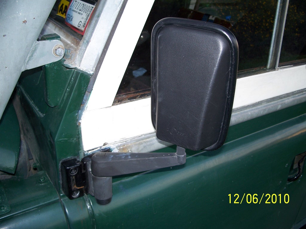 landrover/2010-06-12_Roundup/side_mirrors.jpg
