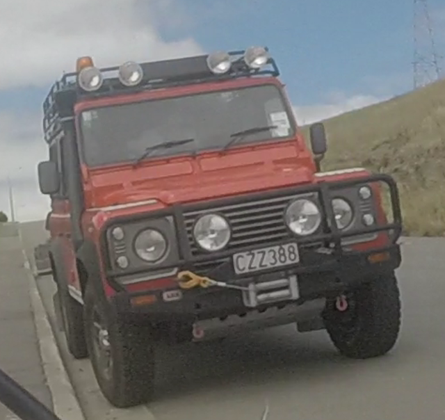 landrover/vlcsnap-2016-01-05-22h23m21s114.png